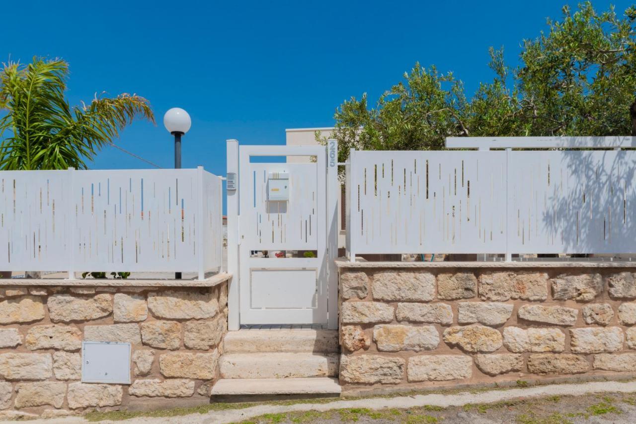 Villa Con Piscina Alcamo Marina Exteriér fotografie